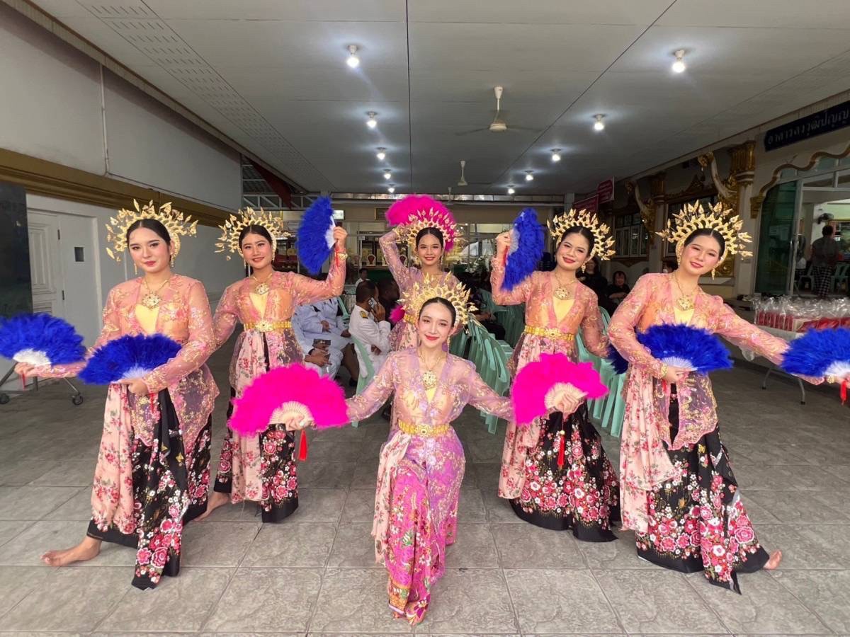 810DBC75 5CA1 4B20 B90B 0ECEFC7E46EB