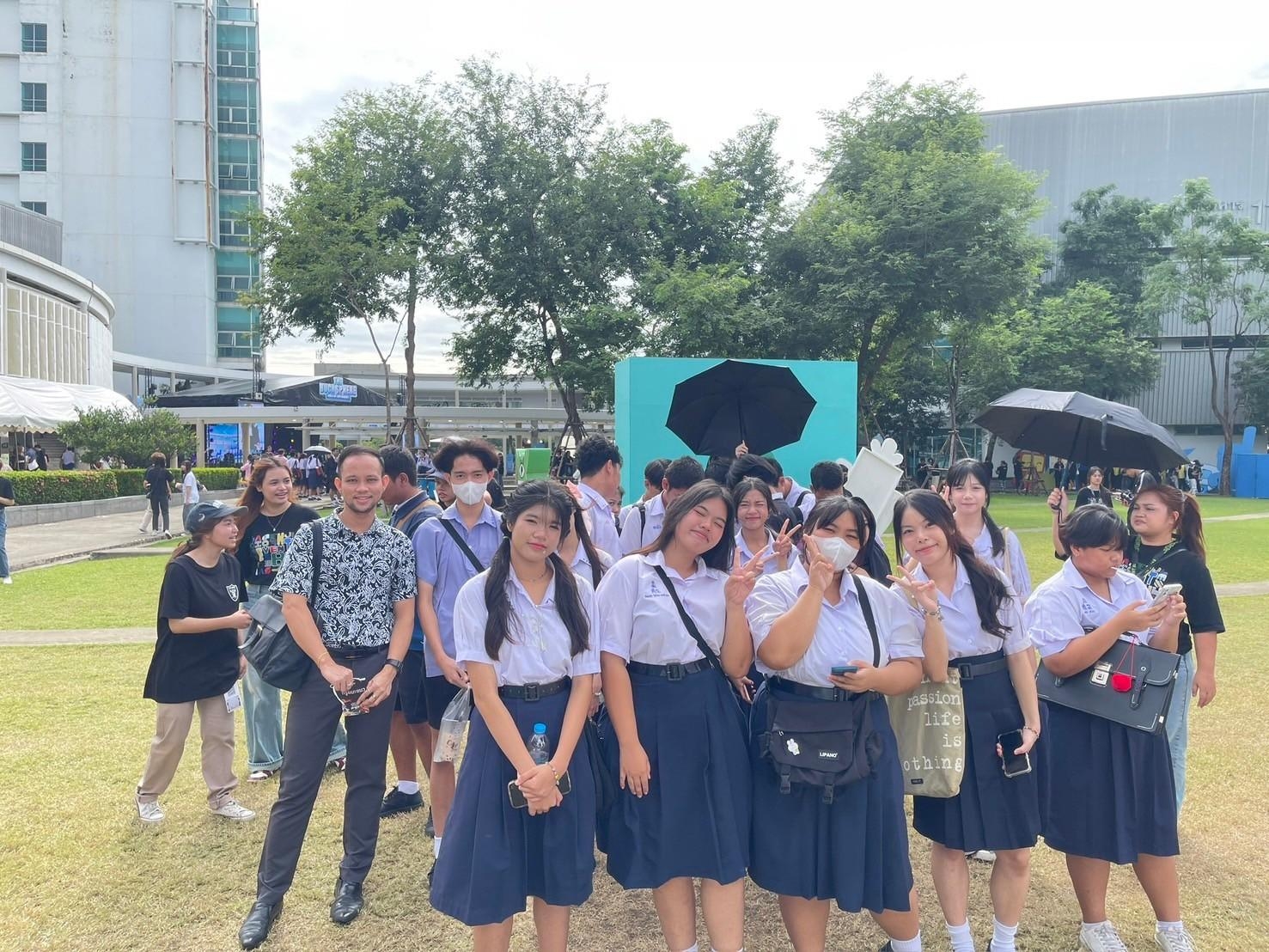 LINE ALBUM OPU BU67 240904 1 0